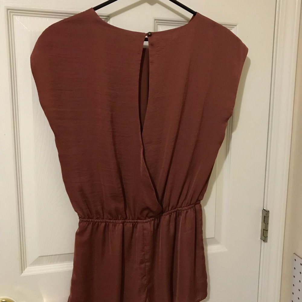 Rompers - Picture 2 of 3